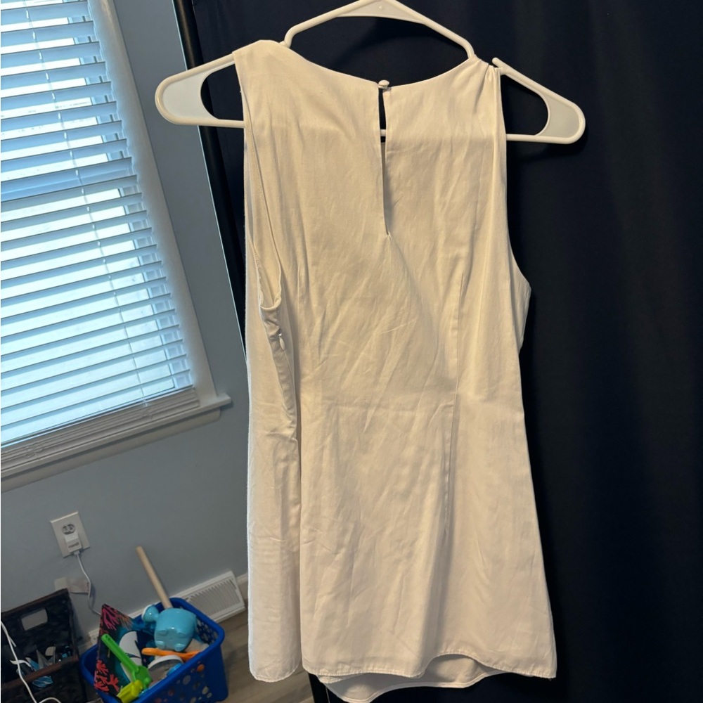 A pea in the pod maternity blouse (white) NWT